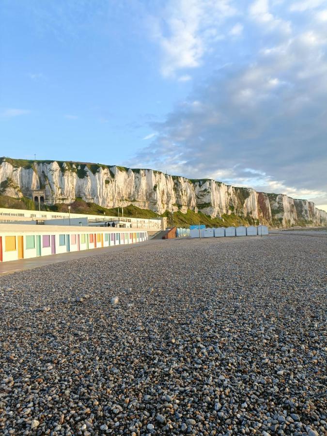 Le Domaine Des Pins - Maison 2 Chambres Vue Mer Le Tréport Exteriör bild